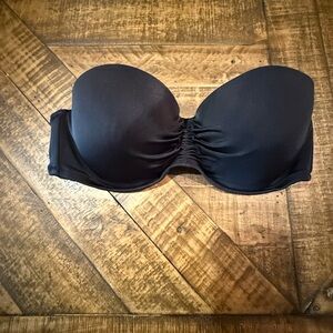 Victoria’s Secret 34 D cup strapless bikini top